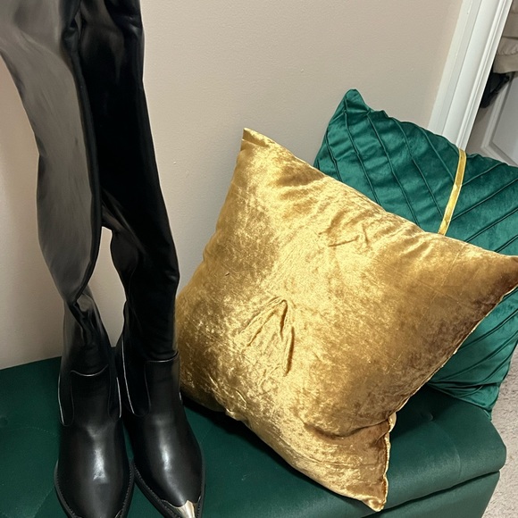 Azalea Wang thigh high boots - Picture 4 of 11